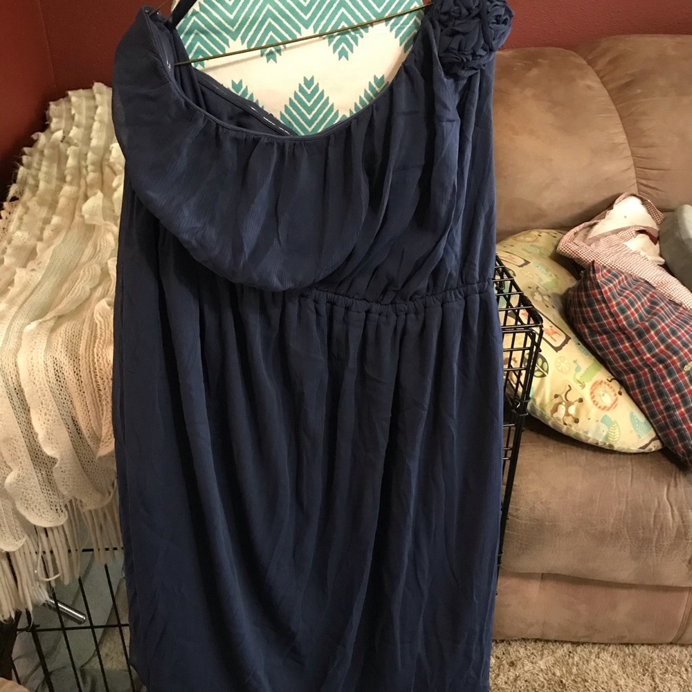 Blue one shoulder knee length dress